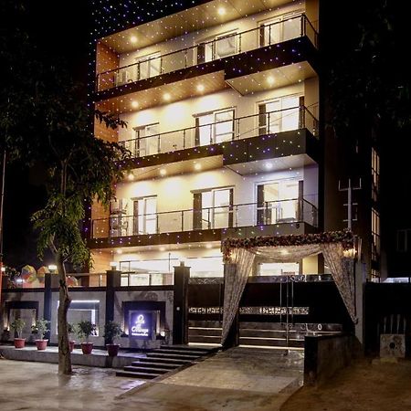 נוידה Hotel La Mirage מראה חיצוני תמונה