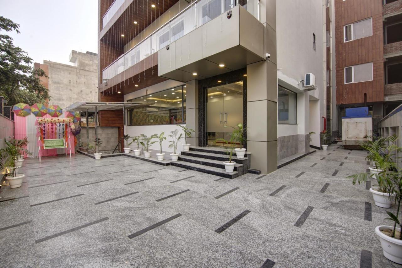 נוידה Hotel La Mirage מראה חיצוני תמונה