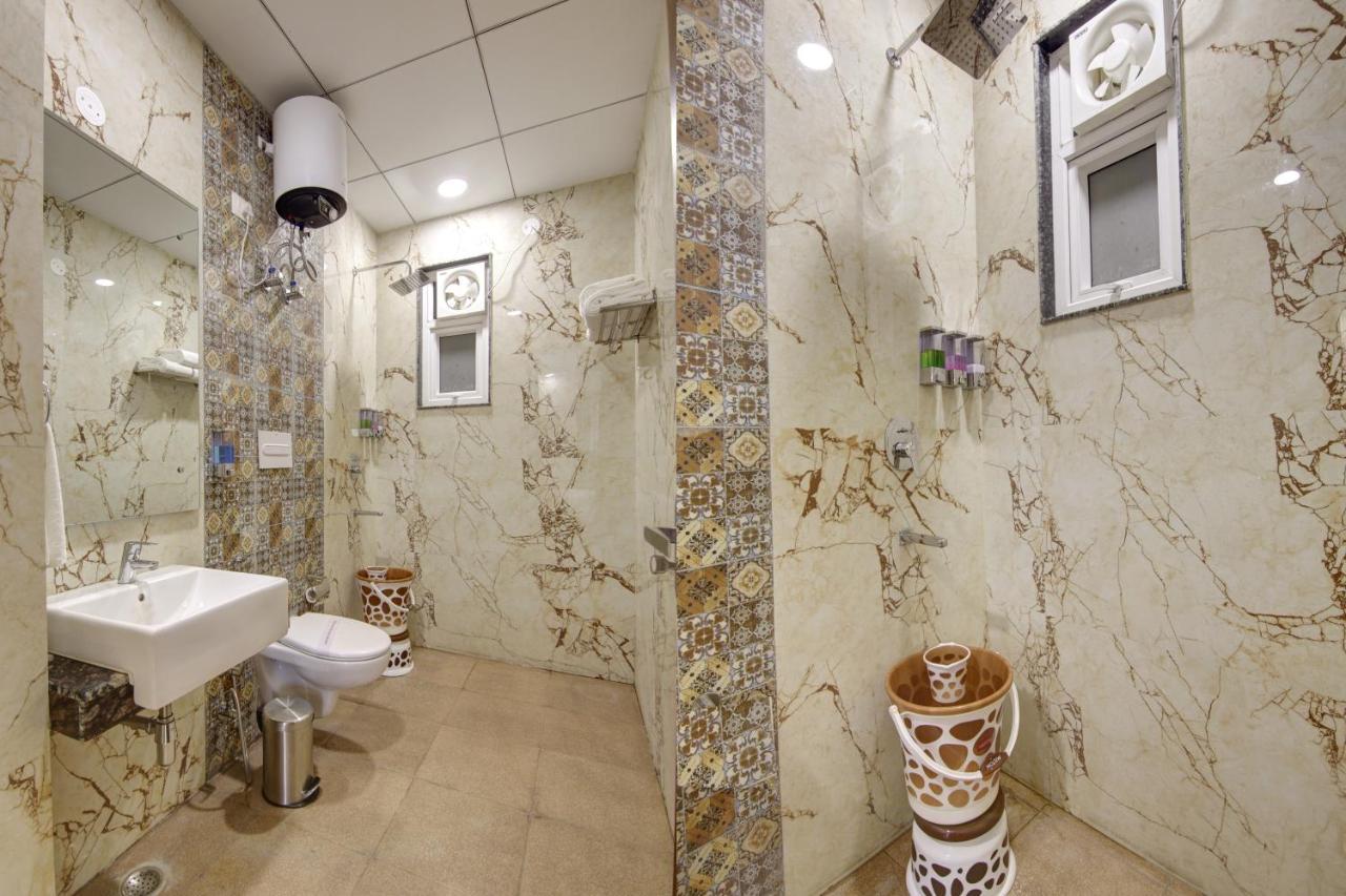 נוידה Hotel La Mirage מראה חיצוני תמונה