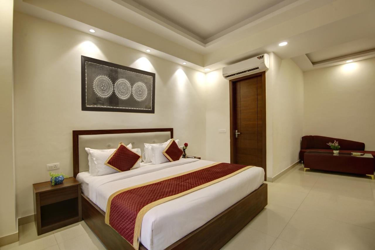 נוידה Hotel La Mirage מראה חיצוני תמונה