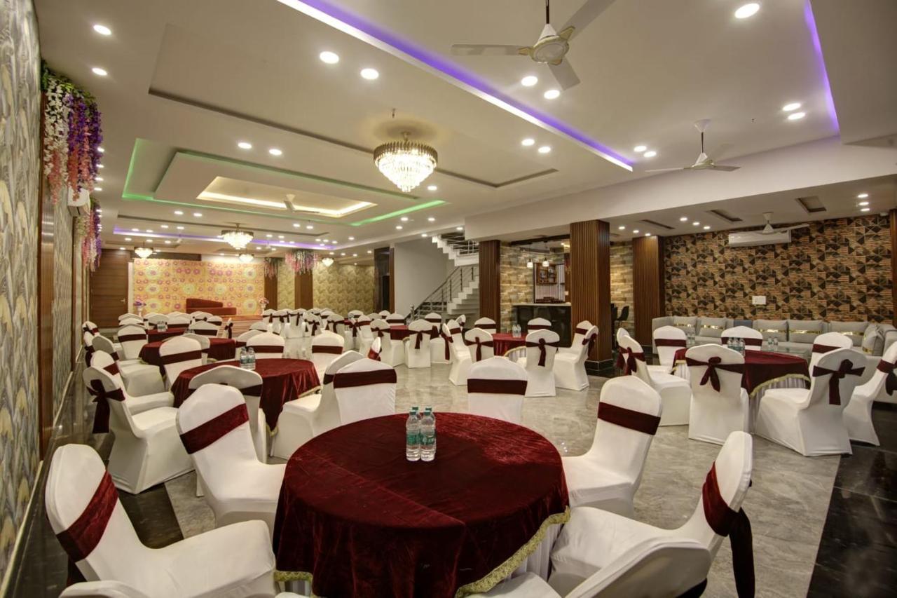 נוידה Hotel La Mirage מראה חיצוני תמונה
